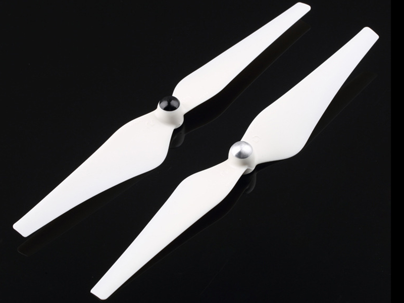Two pairs of 9-inch 9443 self-tightening CW/CCW propellers for DJI Phantom 1, 2, 3
