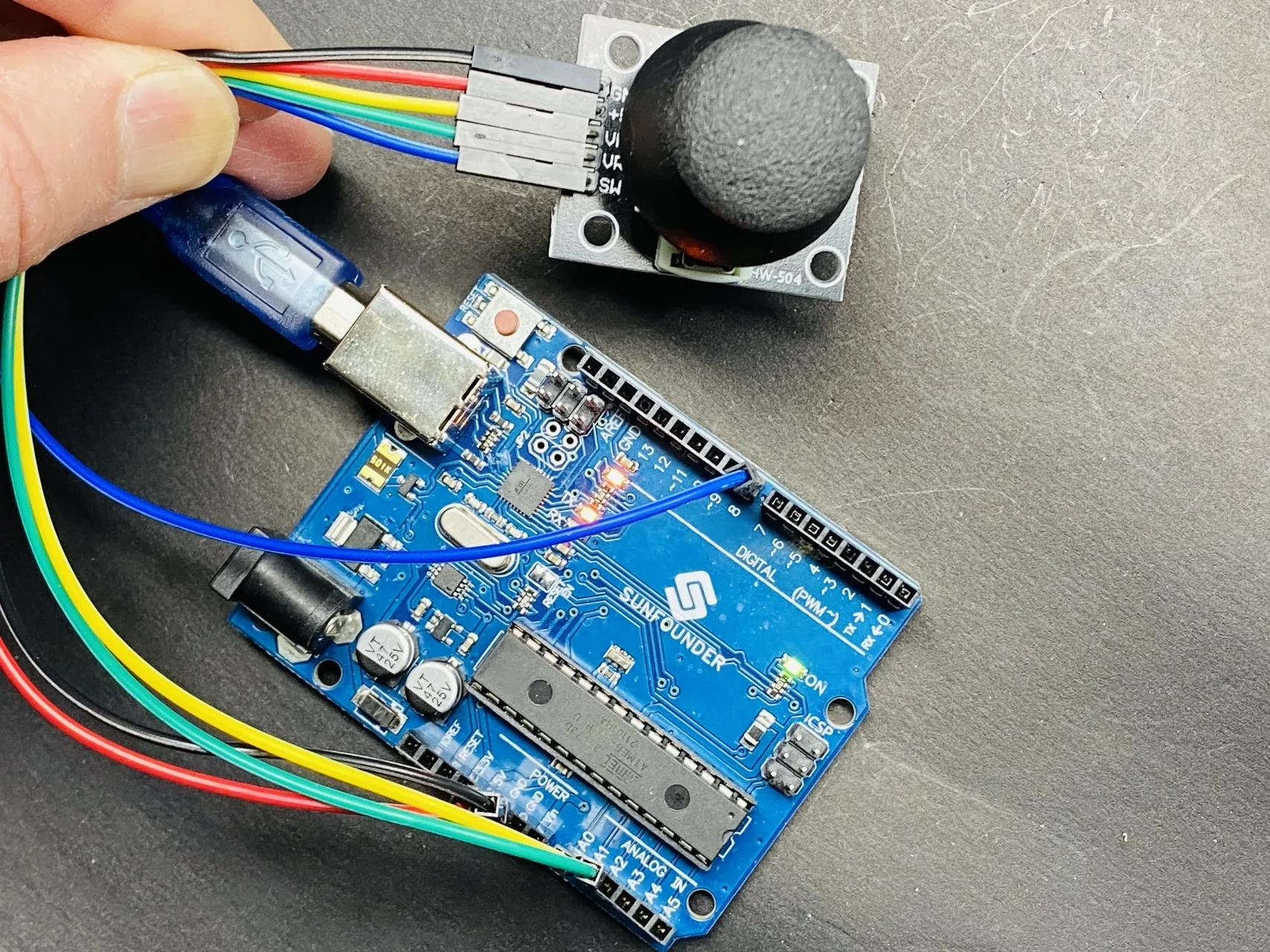 sunfounder-13-JoyStick-1