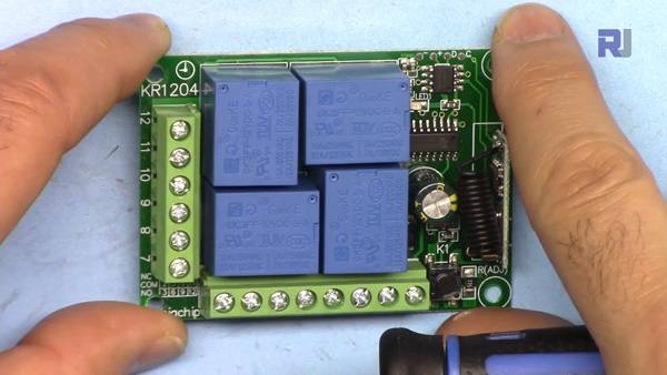 33MHz 4 channel Remote Relay: Module explained