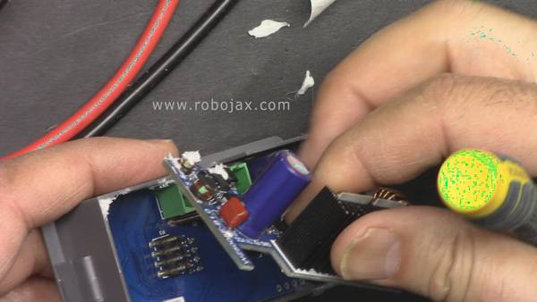 WZ5005E 5A Buck Converter Tested: Lower PCB is removed