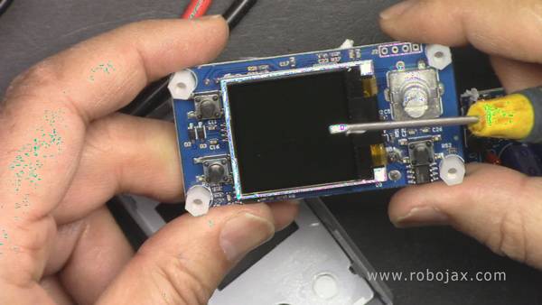 WZ5005E 5A Buck Converter Tested: Display board is removed