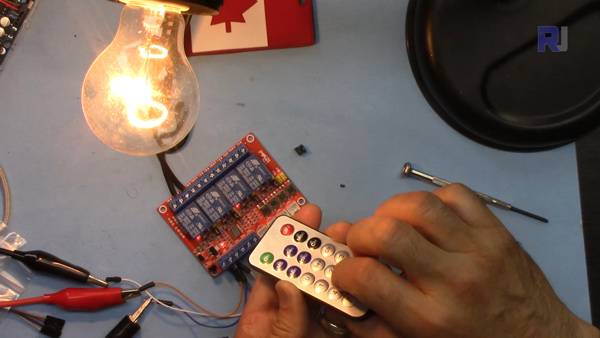 QIFEI 4 channel Relay: AC Bulb is controlled with IR Remote